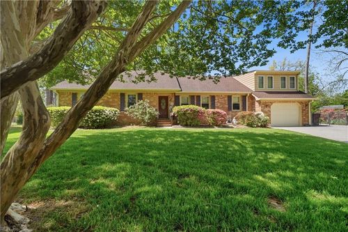 305 Plummer Drive, Chesapeake, VA, 23323 | Card Image