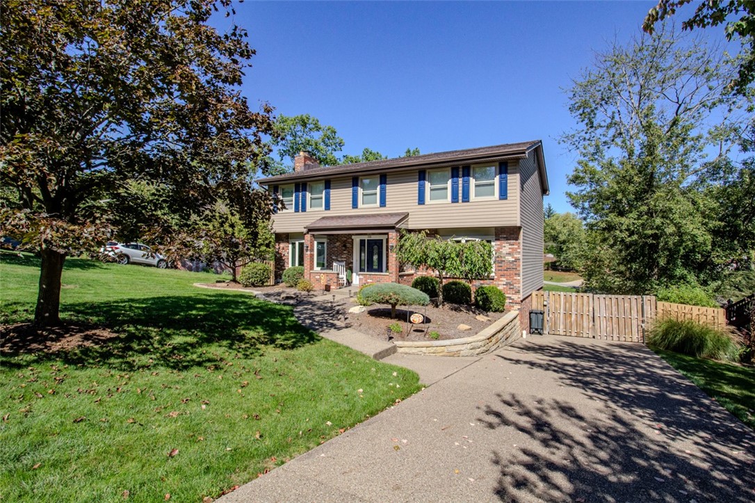 Rial Dr, Bethel Park, PA 15102