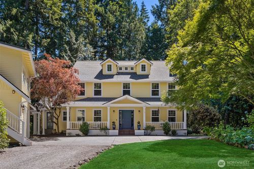 8363 Ne Sumanee Pl, Bainbridge Island, WA, 98110-4505 | Card Image