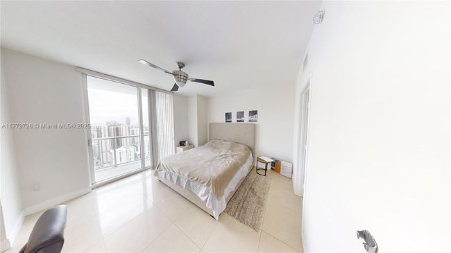 APT-3502 - 185 7 Th St, Condo with 2 bedrooms, 3 bathrooms and null parking in Miami FL | Image 4