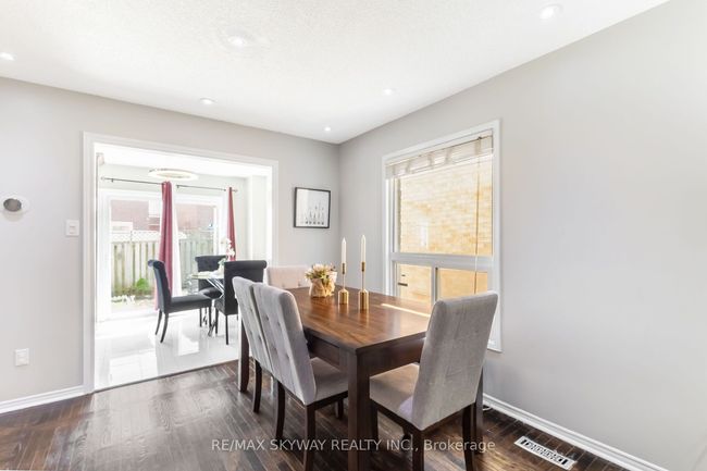 104 Sandmere Ave, House attached with 4 bedrooms, 3 bathrooms and 3 parking in Brampton ON | Image 14