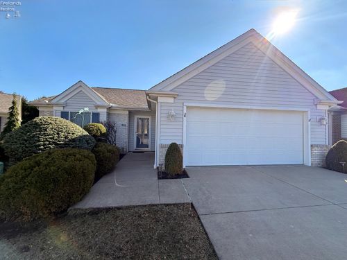 1805 E Waterberry Dr, Huron, OH, 44839-2262 | Card Image