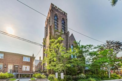 10 - 40 Westmoreland Ave, Condo with 2 bedrooms, 3 bathrooms and 1 parking in Toronto ON | Image 1