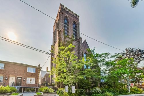 10-40 Westmoreland Ave, Toronto, ON, M6H2Z7 | Card Image