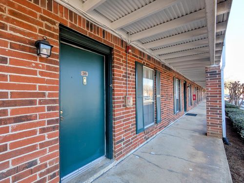 160-900 Mountain Creek Rd, Chattanooga, TN, 37405-4502 | Card Image