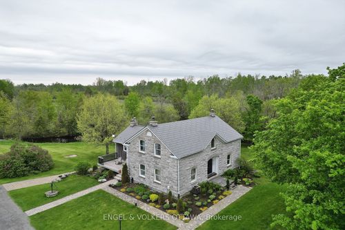 3000 Roger Stevens Dr, Ottawa, ON, K0A2T0 | Card Image