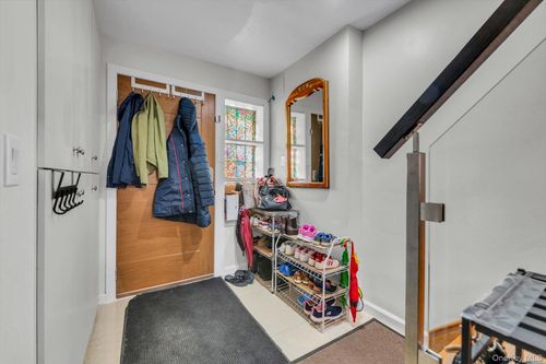 5033 68th St, Woodside, NY, 11377-7538 | Card Image