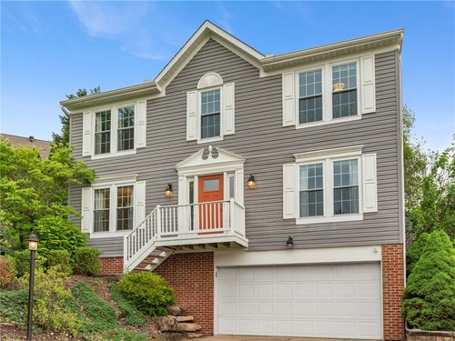 103 Cherokee Ct, Freeport, PA, 16229-2423 | Card Image