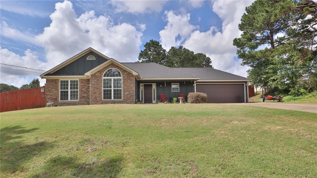 Lee Road 2087 , Salem, AL 36874