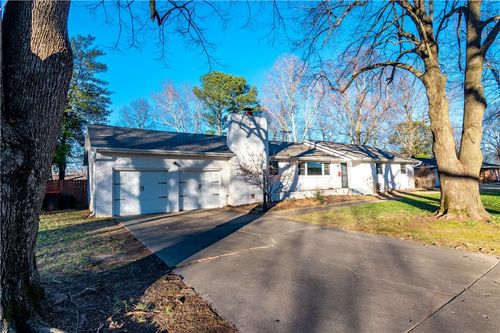 126 Rogers Circle Dr, Springdale, AR, 72764-4225 | Card Image