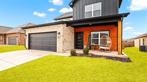 10009 Quarter Horse Trl, Yukon, OK, 73099-9295 | Card Image