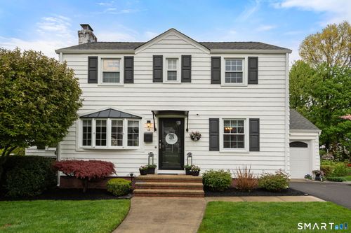 12 Orchard Ct, Hamden, CT, 06517-2119 | Card Image