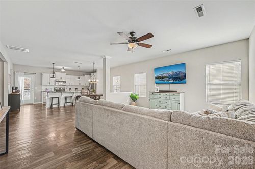 161 Fesperman Cir, Troutman, NC, 28166-3401 | Card Image