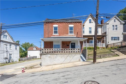 133 Lelia St, Mt Washington, PA, 15211-2228 | Card Image