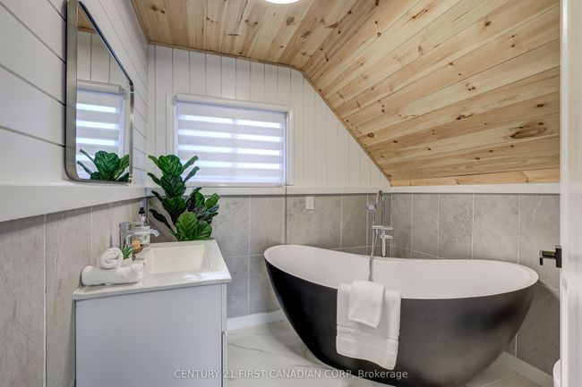 84 Ross St, House other with 3 bedrooms, 2 bathrooms and 2 parking in Saint Thomas ON | Image 33