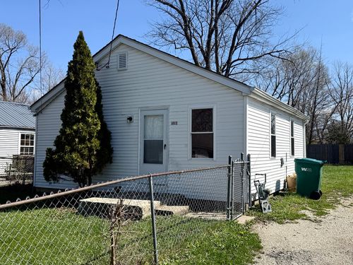 1504 Ottawa St, Joliet, IL, 60436-2925 | Card Image