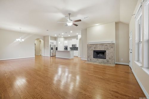 448 Turning Stone, Cibolo, TX, 78108-4412 | Card Image