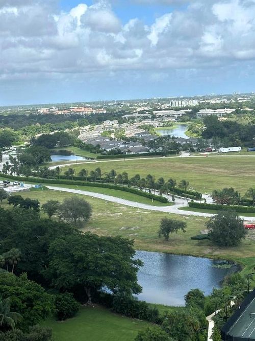 1703-2425 Presidential Way, West Palm Beach, FL, 33401-1322 | Card Image