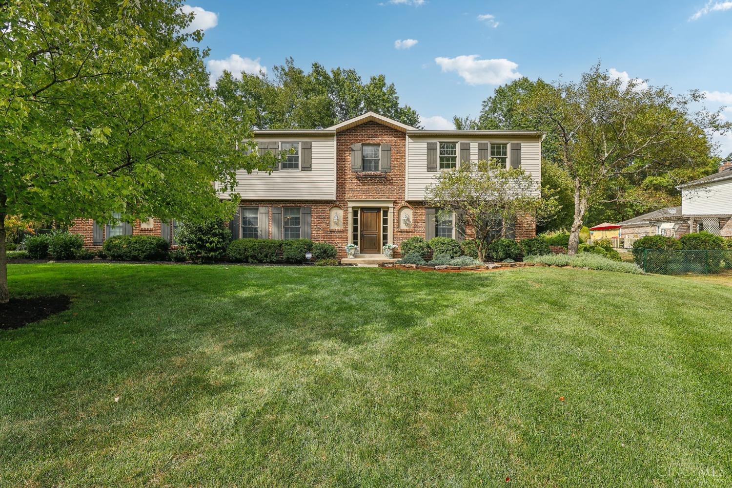 Dogwood Dr, Loveland, OH 45140