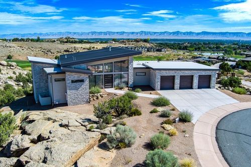 2348 Yellow Cat Ct, Grand Junction, CO, 81507-3519 | Card Image