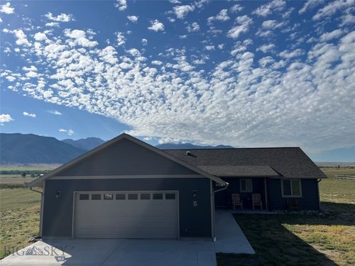 5 Fraker Loop, Whitehall, MT, 59759-8695 | Card Image