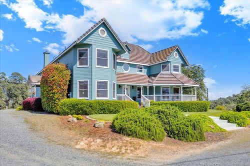 5699 Arbolada Dr, La Grange, CA, 95329-9729 | Card Image