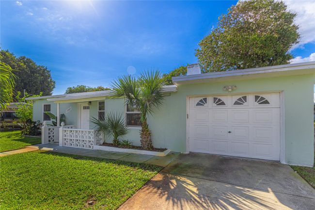 1540 Ne 48 Th Ct, House other with 3 bedrooms, 2 bathrooms and null parking in Pompano Beach FL | Image 4