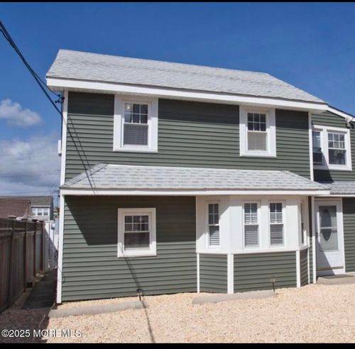 7 Princeton Ave, Lavallette, NJ, 08735-2635 | Card Image
