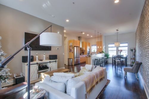 302-3204 Long Blvd, Nashville, TN, 37203-1272 | Card Image