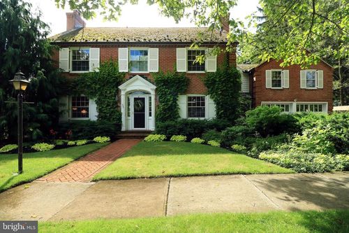 320 Hartswick Ave, STATE COLLEGE, PA, 16803-3615 | Card Image