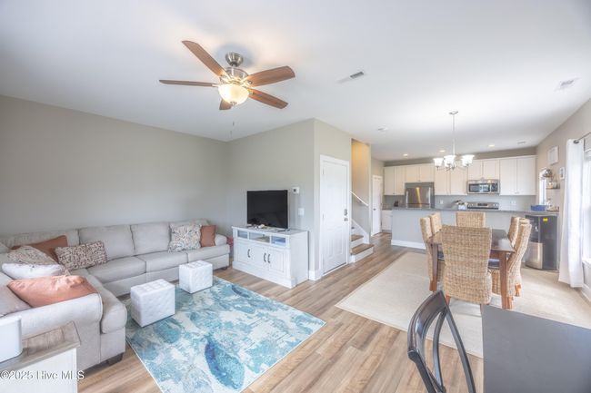 B - 200 Twin Oaks Dr, Townhouse with 3 bedrooms, 3 bathrooms and null parking in Hampstead NC | Image 11