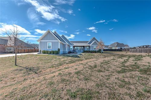 11775 Giles Rd, Farmington, AR, 72730-9650 | Card Image