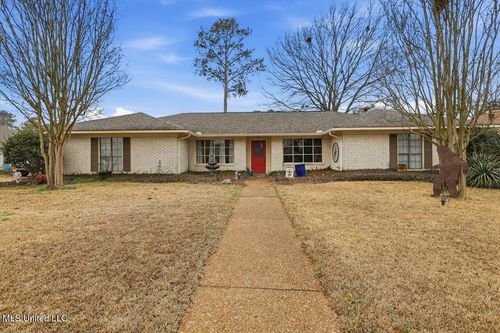 229 Greenfield Pl, Brandon, MS, 39047-9007 | Card Image