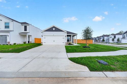 8215 Vanilla Orchid Dr, Houston, TX, 77016-1251 | Card Image