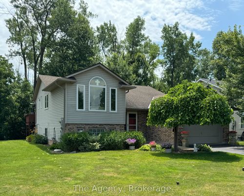 7 Rochelle Cres, Ridgeway, ON, L0S1N0 | Card Image