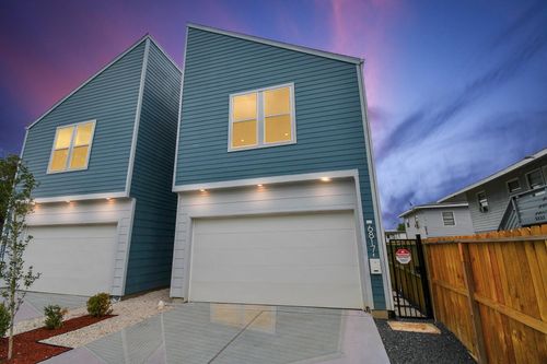 6817 Peerless St, Houston, TX, 77021-2309 | Card Image