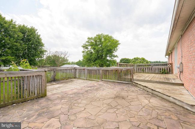 3208 Old Leetown Pike, House other with 3 bedrooms, 2 bathrooms and null parking in RANSON WV | Image 36
