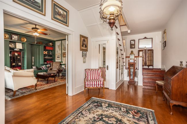 1118 S Lindsay St, House other with 3 bedrooms, 3 bathrooms and null parking in Gainesville TX | Image 8