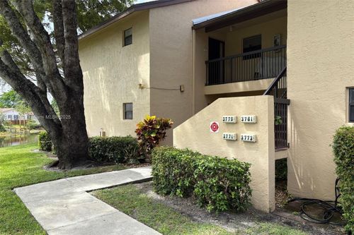3575-3773 Cocoplum Cir, Coconut Creek, FL, 33063-5937 | Card Image