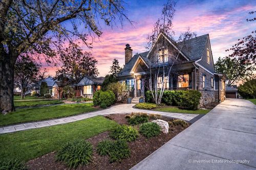 305 N Clinton Ave, Elmhurst, IL, 60126-2403 | Card Image