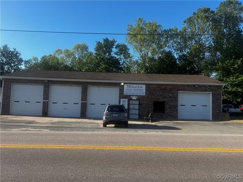 204 E Nunnally St, Burkeville, VA, 23922-3176 | Card Image