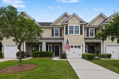 1064 Bennington Dr, Charleston, SC, 29492-8473 | Card Image