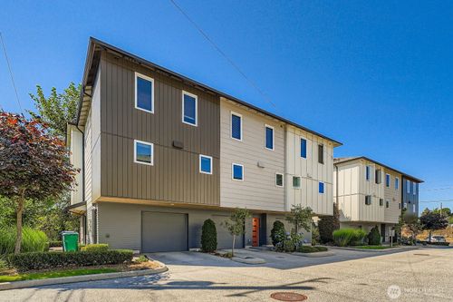 1803 Sw 96th Ln, Seattle, WA, 98106-4004 | Card Image