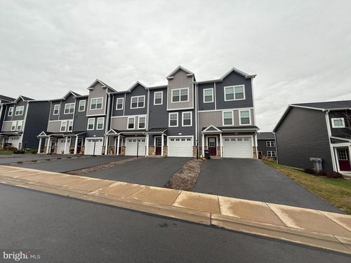 111 Veery Way, PORT MATILDA, PA, 16870-7346 | Card Image