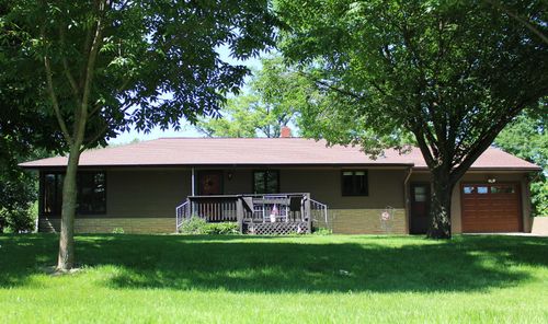 209 E Elm Ave, Upsala, MN, 56384-8419 | Card Image