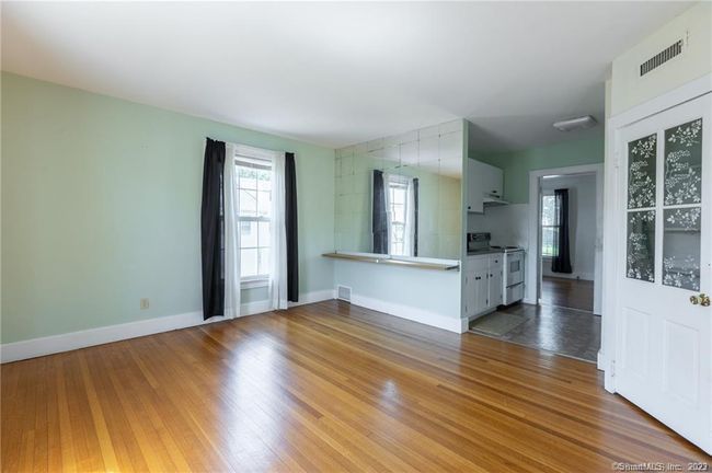 APT-6 - 314 Elizabeth St, Home with 1 bedrooms, 1 bathrooms and 2 parking in Derby CT | Image 14