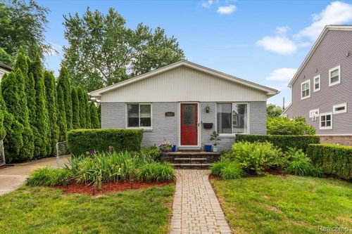 2519 Buckingham Ave, Berkley, MI, 48072-1270 | Card Image