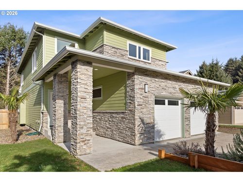2013 Ne 58th St, Lincoln City, OR, 97367-9409 | Card Image