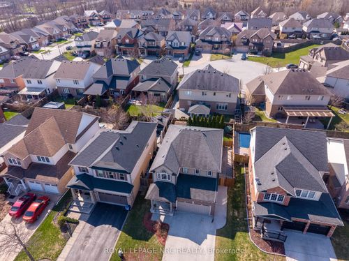 12 Wilfrid Laurier Cres, St. Catharines, ON, L2P0A4 | Card Image