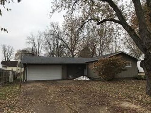 511 W Berry Ave, Lansing, MI, 48910-2910 | Card Image